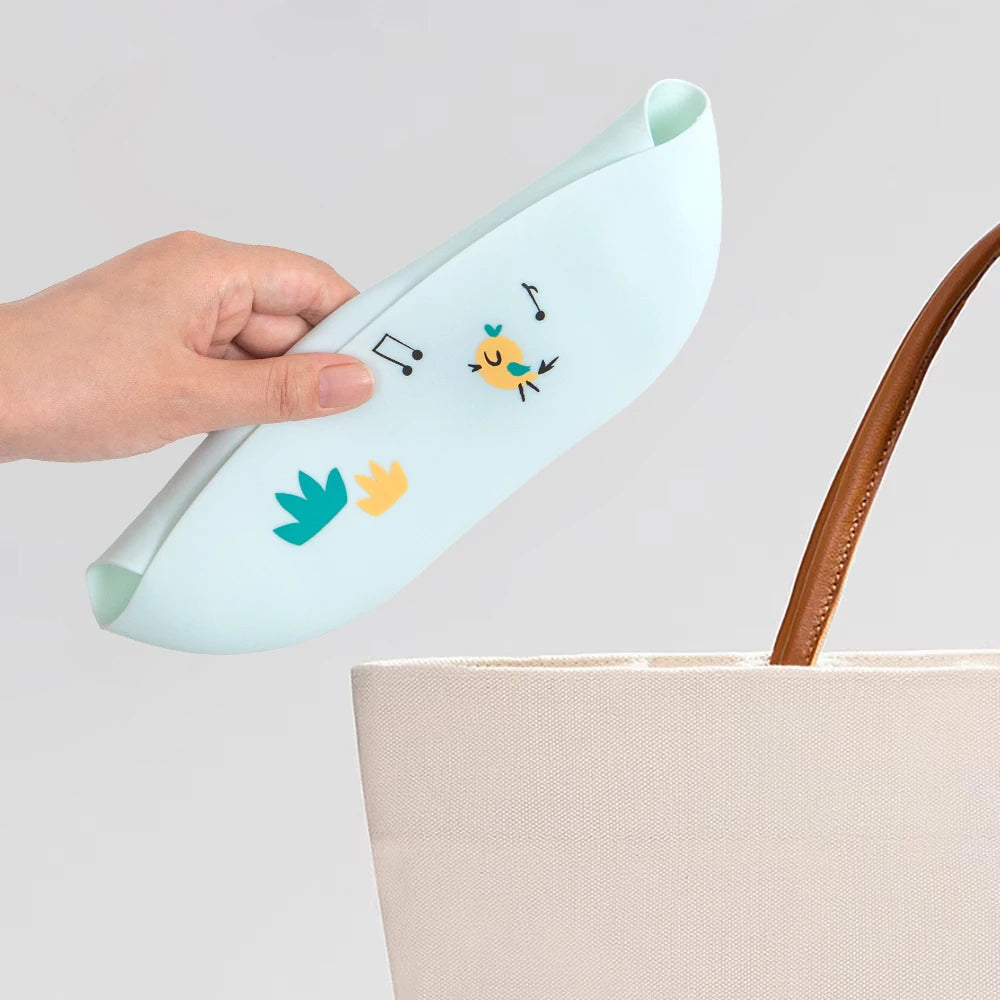 Waterproof Bibs For Kids Feeding Baby Eating Stuff Soft Silicone Babeast Cartoon Printed Adjustable Baby Tasting Feeding Bibs
